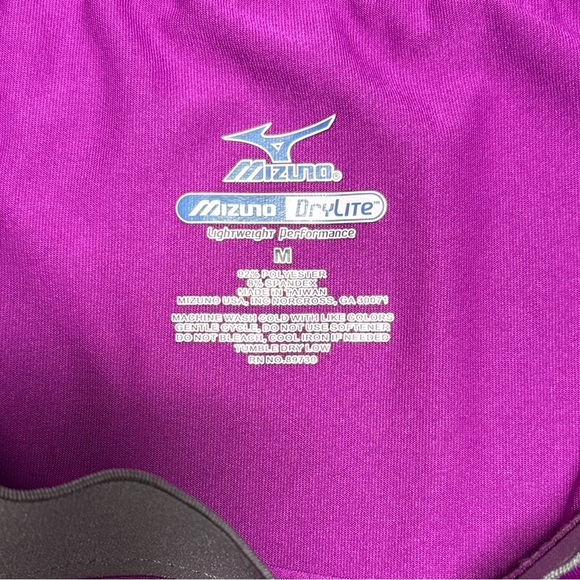 Mizuno Women’s Volleyball Shorts - Picture 4 of 5